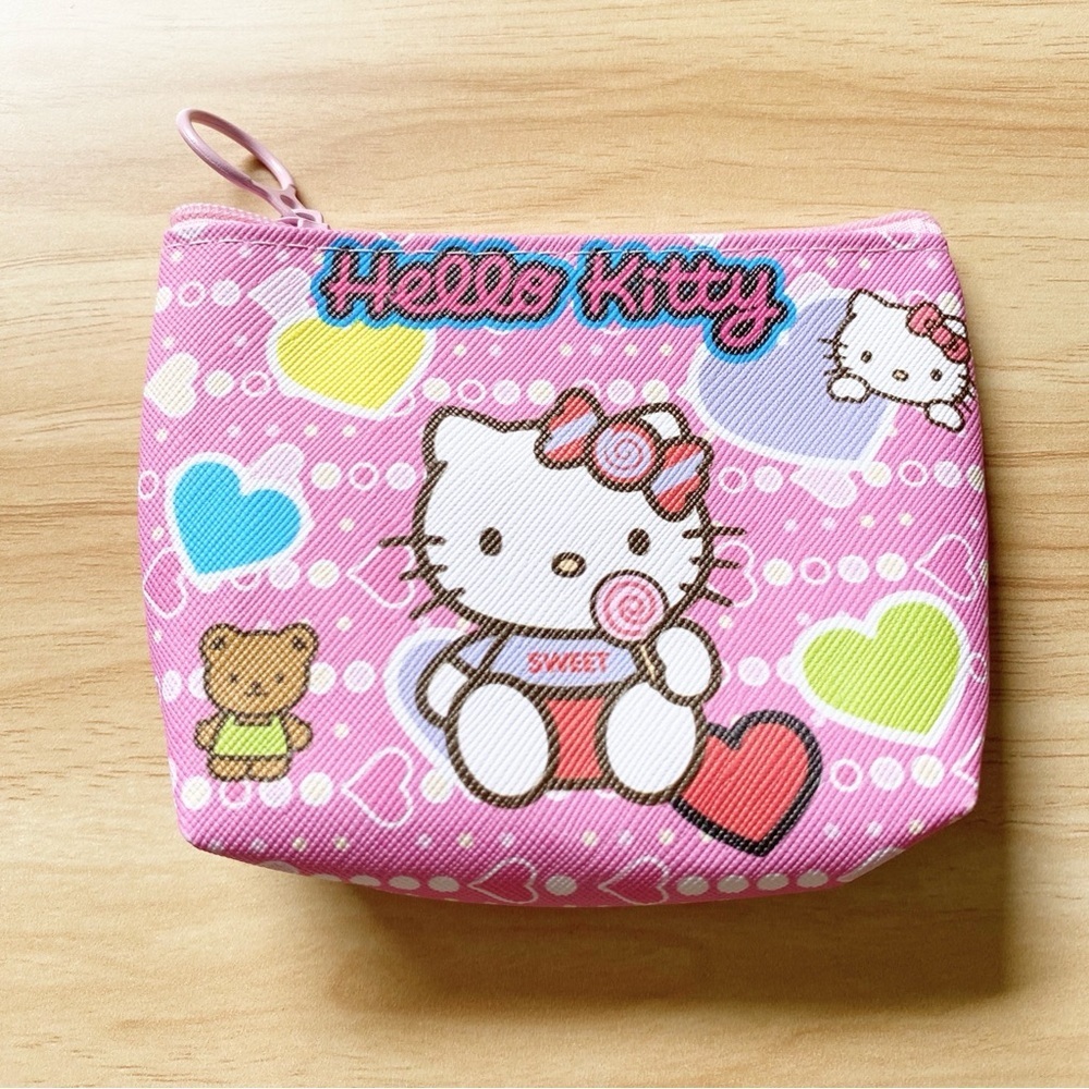 NWOT Hello Kitty Coin Pouch